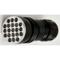 Latarka 21 LED czarna diodowa