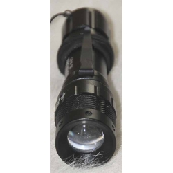 Latarka policyjna wojskowa taktyczna LED SUPER CREE BL8455 klips